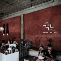 🍵 Brewginning คาเฟ่มินิมอลชิลล์เมืองเก่าเชียงใหม่