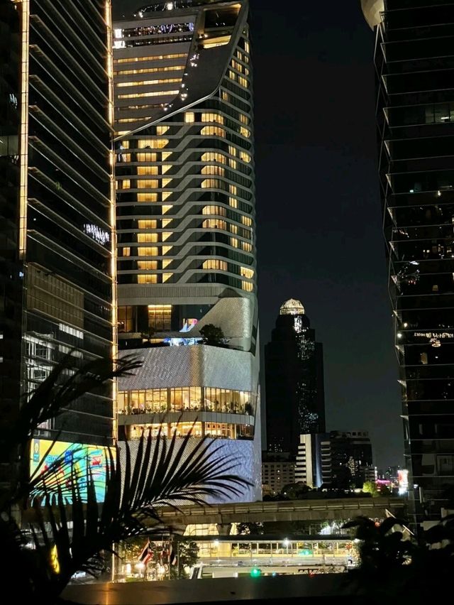 🏨🌆 The Athenee Bangkok – Royal Elegance in the City Center 🇹🇭✨