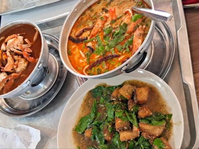 ครัวลุโห และซีฟู้ดรสจัดจ้าน
