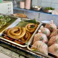 チェンマイで一番ローカルなカオソーイを食べるならここ！🇹🇭
