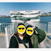 Floating Coffee & City Views – Our Starbucks Experience on the Han River