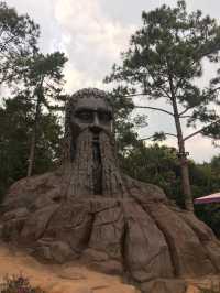 Da Lat’s Dirt Cathedral: Where Folk Madness Melts Into A Labyrinth Of Sweat- Slicked Hallucinatiosn