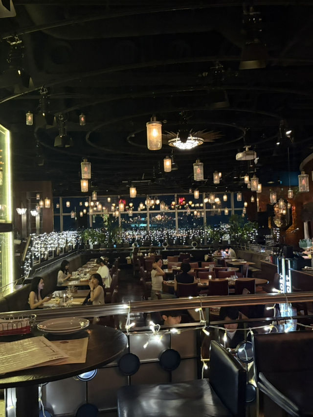【東京🗼】青い炎のケーキが人気のおしゃれすぎるラウンジ🥂 【東京🗼】青い炎のケーキが人気のおしゃれすぎるラウンジ🥂