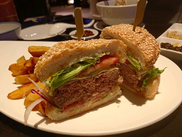 台北君悅酒店，Cheers歡飲廊