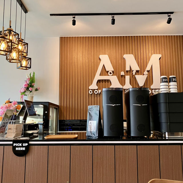 AM CAFÉ Coffee & Bakehouse Phuket  AM CAFÉ Coffee & Bakehouse Phuket