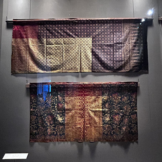 A Tapestry of Tales: Indian Miniatures & Asian Textiles 🎨🧵 