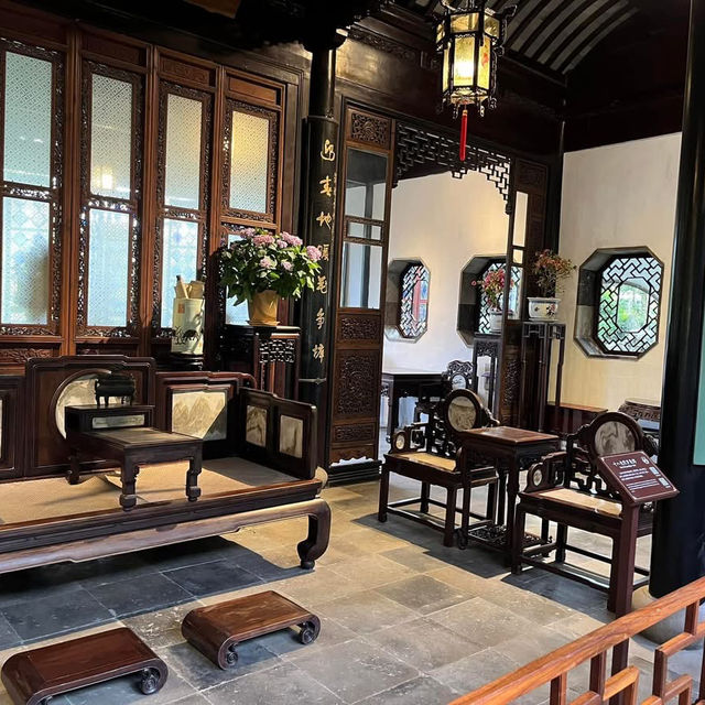 🌿 Humble Administrator’s Garden — The Crown Jewel of Suzhou Gardens 🌿 Humble Administrator’s Garden — The Crown Jewel of Suzhou Gardens