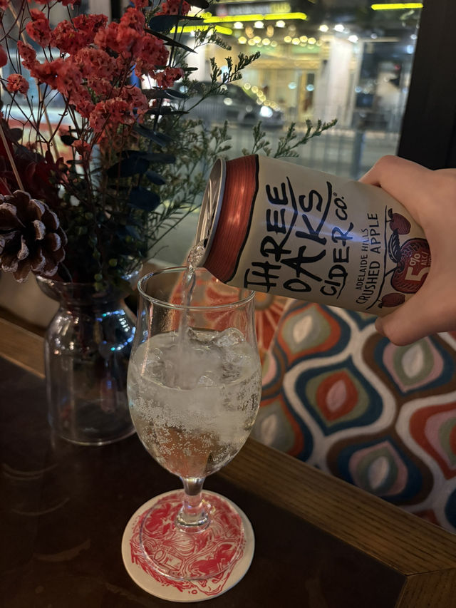 多年人氣澳式扒房，星期二T bone半價