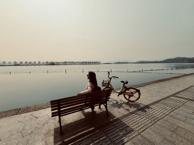 入秋的西湖:一湖秋水一城詩意 入秋的西湖:一湖秋水一城詩意