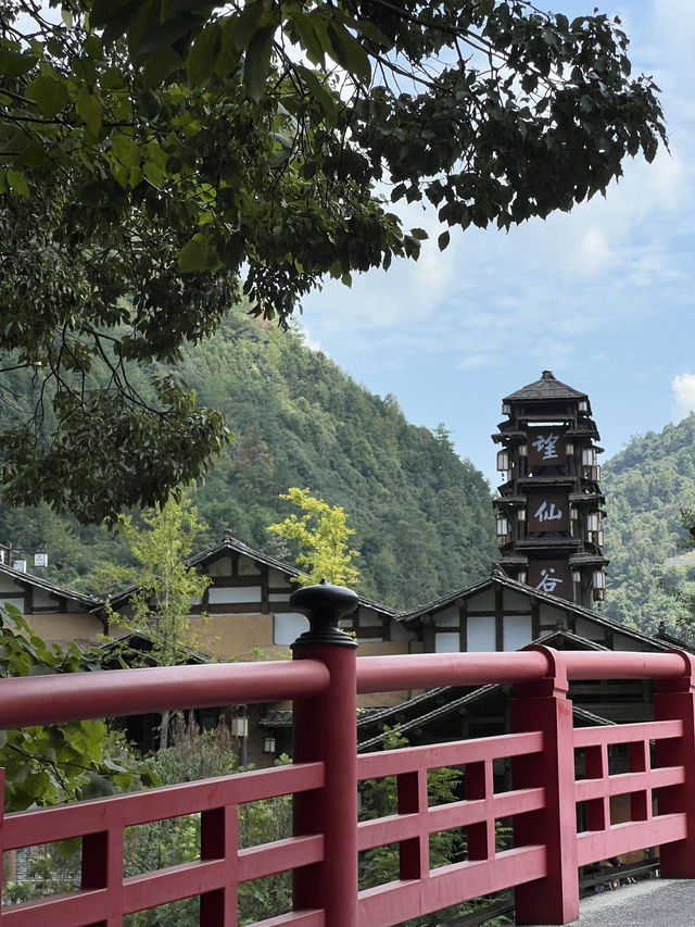 🇨🇳 Chasing the Light — A Day in Wangxian Valley 🇨🇳 Chasing the Light — A Day in Wangxian Valley