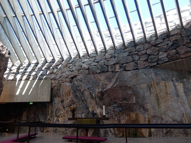 【フィンランド】テンペリアウキオ教会