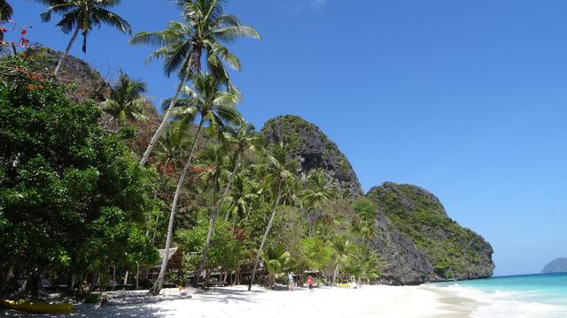 Entalula Island - A small gem of the archipelago