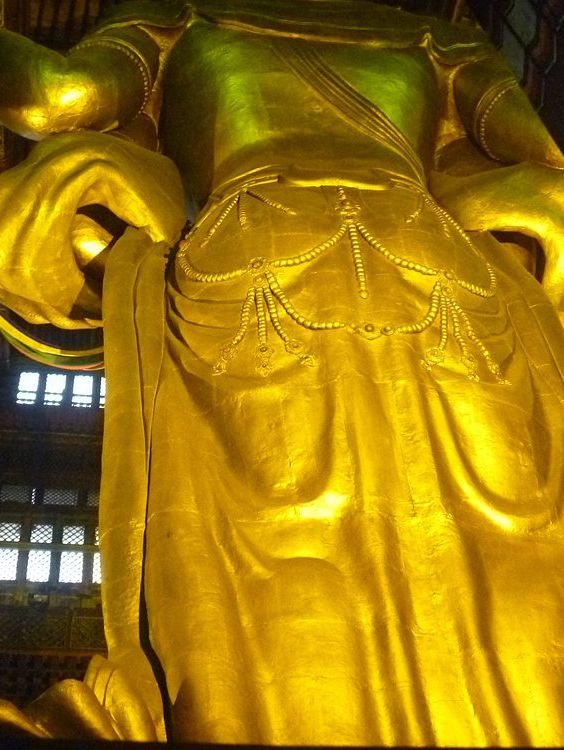 Migjid Janraisig Sum - Big Copper Statue