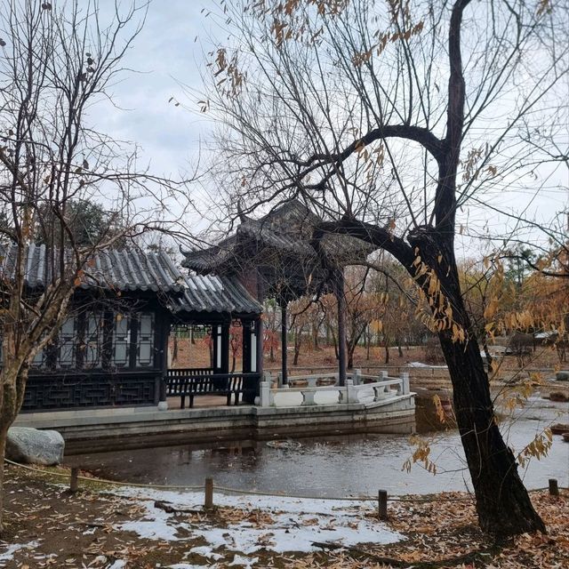 수원에서 볼 수 있는 광동식 전통 공원, 월화원 수원에서 볼 수 있는 광동식 전통 공원, 월화원