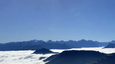 スイス・リギ山 | 息を呑むようなアルプスの絶景が広がる「山の女王」 — traveler post in ツーク