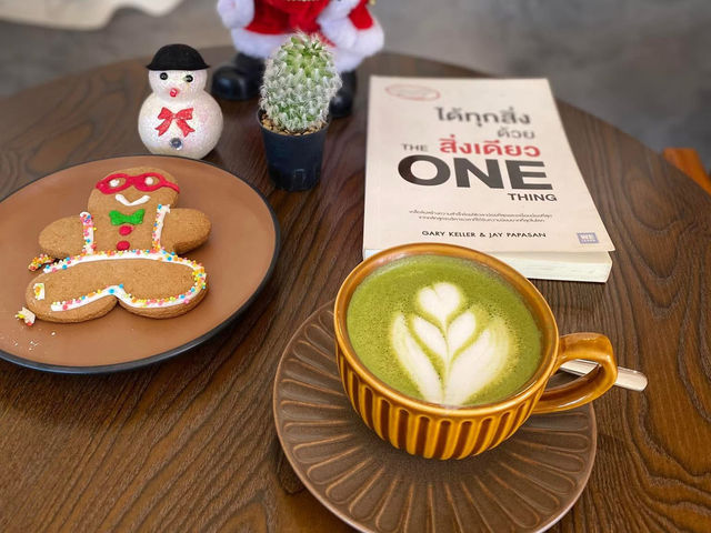 🍂✨ Mibookfe Café - คาเฟ่หนังสือสุดชิว📚
