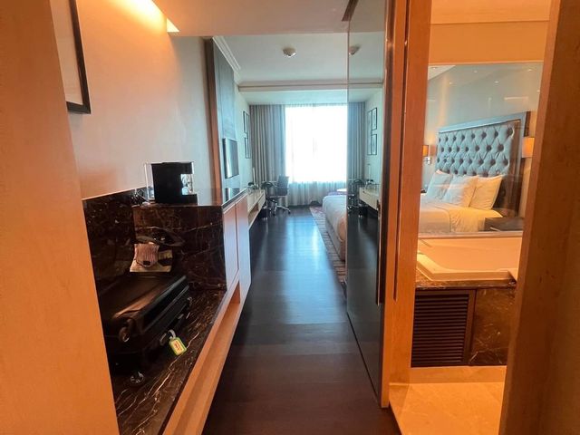 Radisson Blu Plaza Bangkok 🗺️