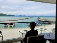 The Beach Samui เกาะสมุย