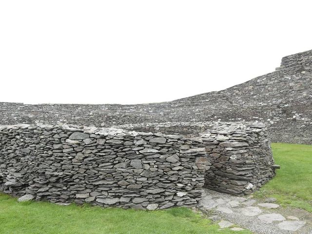 Must visit: Cahergall Stone Fort 🏰