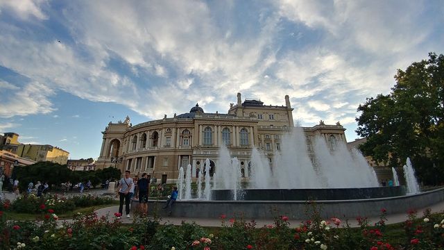 Odessa: Ukraine's Coastal Jewel 🌊🏰