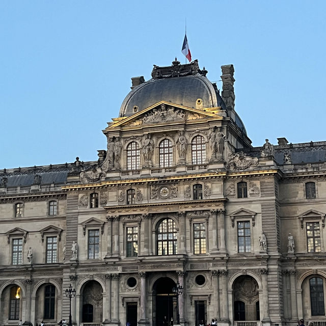 Paris | Must visit Louvre Museum in Paris