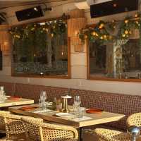 Welcoming Italian restaurant in the south of France!