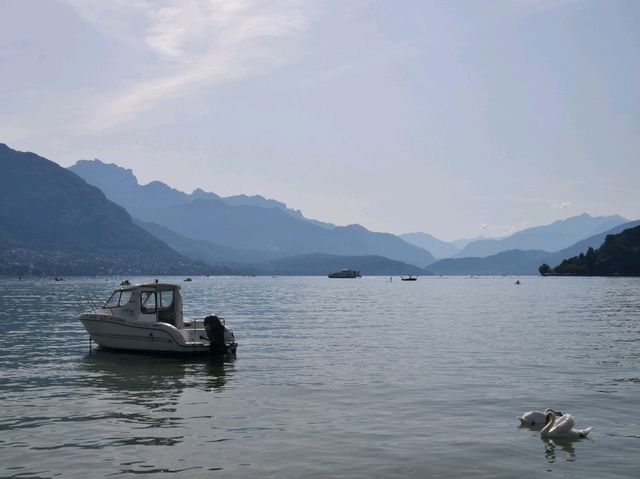 The beauty of Annecy Lake