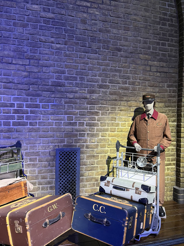 A Muggle’s Day in the Wizarding World