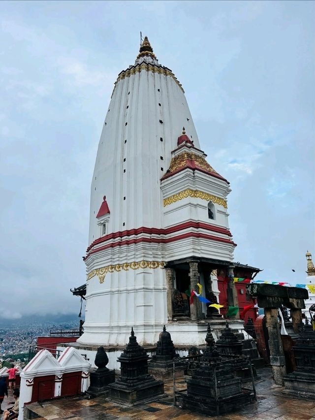 Swayambhunath Stupa, Kathmandu: Spiritual Calm Above the Chaos