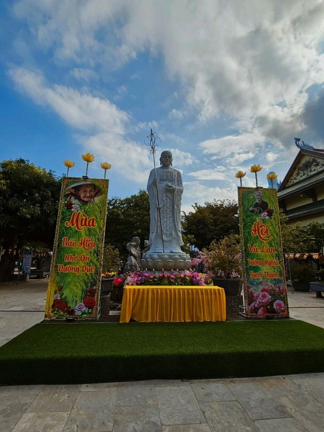 Visiting the Lady Buddha in Da Nang: A Must-See Gem in Central Vietnam
