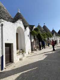 Wandering through Alberobello: Review of a fairytale village of trulli tradition 