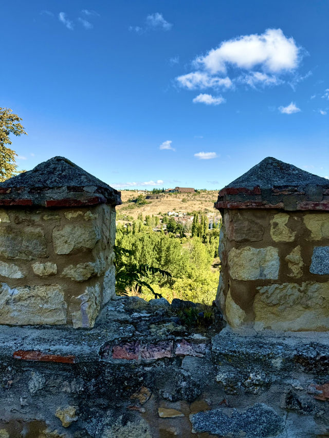 Between the Sacred and the Artistic