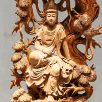 Serene Encounters in Yangshuo’s West Street 🌸🪷