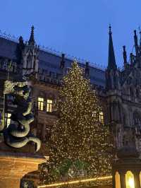 ✨ Munich Christmas Market – Starry Nights and Festive Delights 🌟🍷