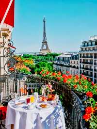 Luxury hotel in Paris where you can lie down and see the Eiffel Tower.