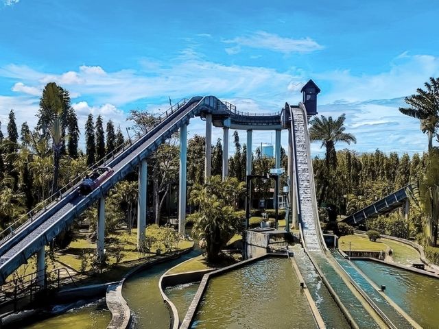 Disneyland in the Philippines!🇵🇭