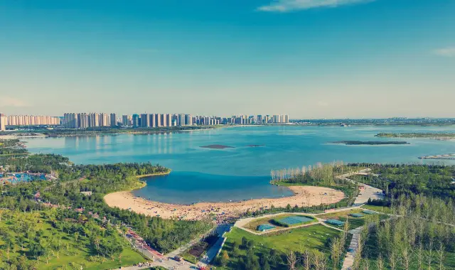 The 'giant' park in Shanxi has become popular and is even known as the 'North Lake of China'
