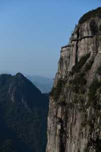 我在成年後，終於見到了學生時代課本上的天姥山-神仙居