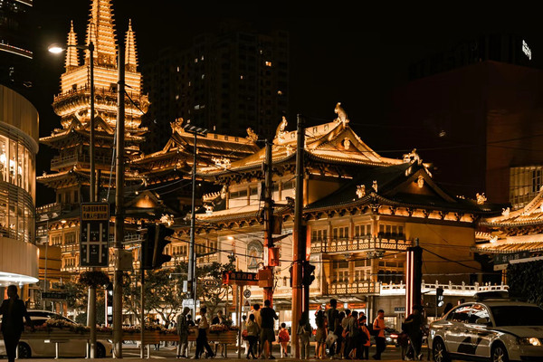 魔都夜拍 靜安寺夜景|Trip.com 上海