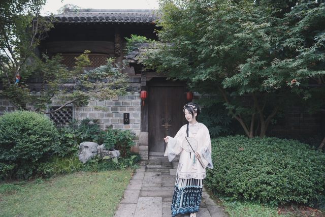 尋得此處，才知是你