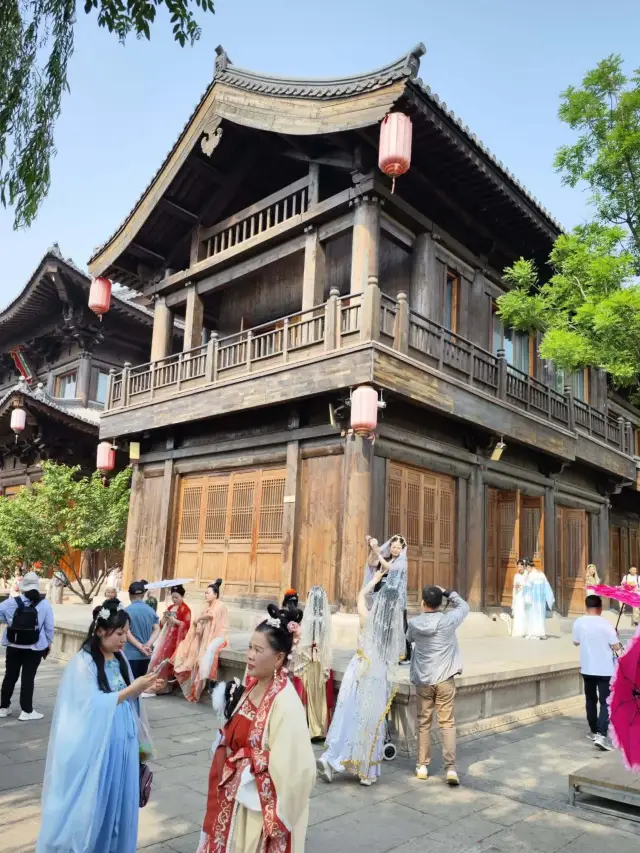 Luoyi Ancient City, the ancient capital of thirteen dynasties, Hanfu travels through time