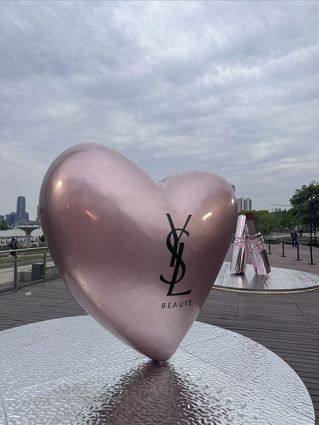YSL展覽登陸上海，只有3天 超級適合拍照打卡