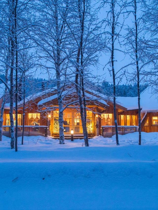 Chill Out in Norway: Sorrisniva Igloo Hotel 🇳🇴❄️🏨