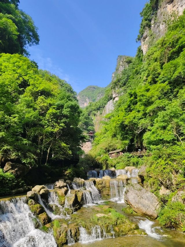 來三峽大瀑布，清涼一夏