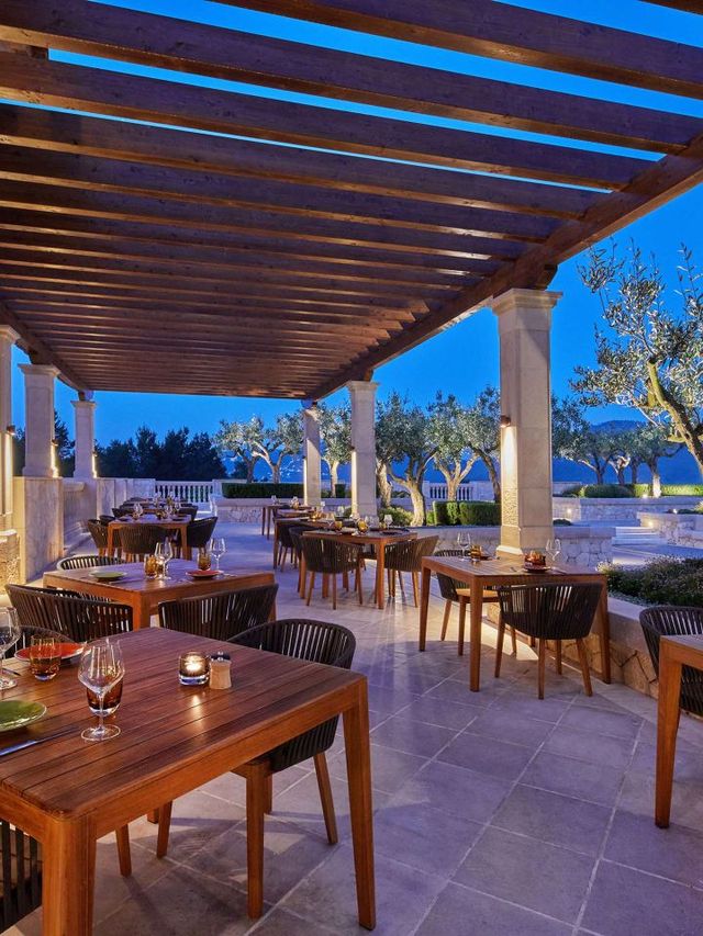 🌟 Majestic Mallorca: Cap Vermell Grand Hotel Review 🌟