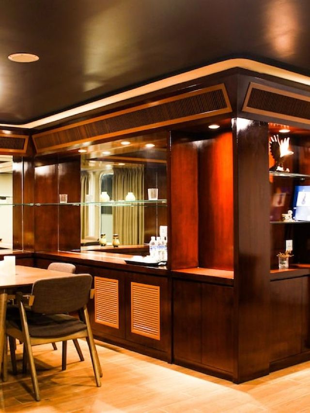 🌟 Bintan's Nautical Paradise: Stay Aboard Doulos Phos! 🚢✨