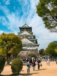 Osaka Castle is Breathtakingly Beautiful 🏯🇯🇵