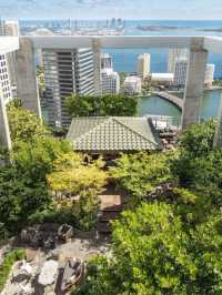 🌴✨ Miami's Chic Sleeps: East Miami Residences 🏙️🛏️