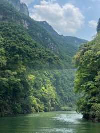 終於和野生瀑布來了一次零距離接觸