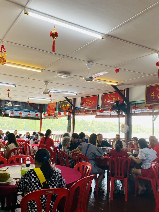 Home-based Seafood Restaurant at Pasir Penambang 